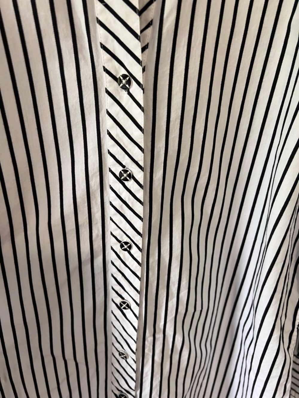 GO Silk classic Black & White Vertical Stripe Oversized Casual Button-Down Shirt - Picture 4 of 8